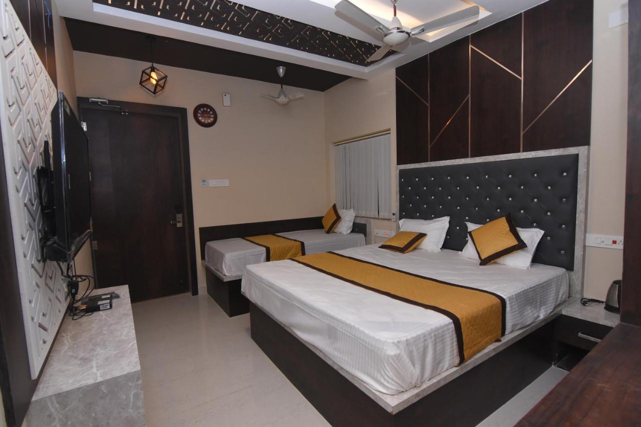 Hotel Atlantis Kumbakonam Exteriör bild